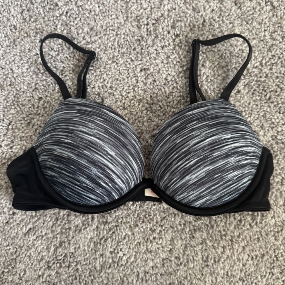 VS PINK Super Push Up Bra